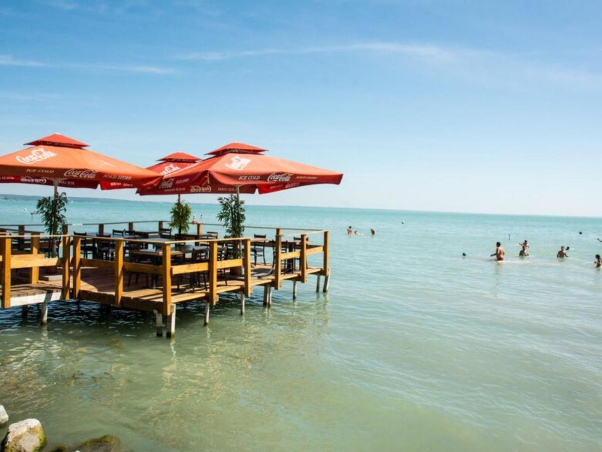 Bowery Guest Houses - Arnyas Vendeghazak Balatonalmadi Ngoại thất bức ảnh